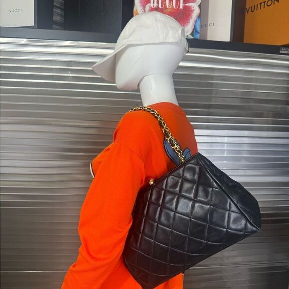 Chanel Black Quilted Caviar Leather Vintage Timeless Frame Bag - Picture 15 of 15